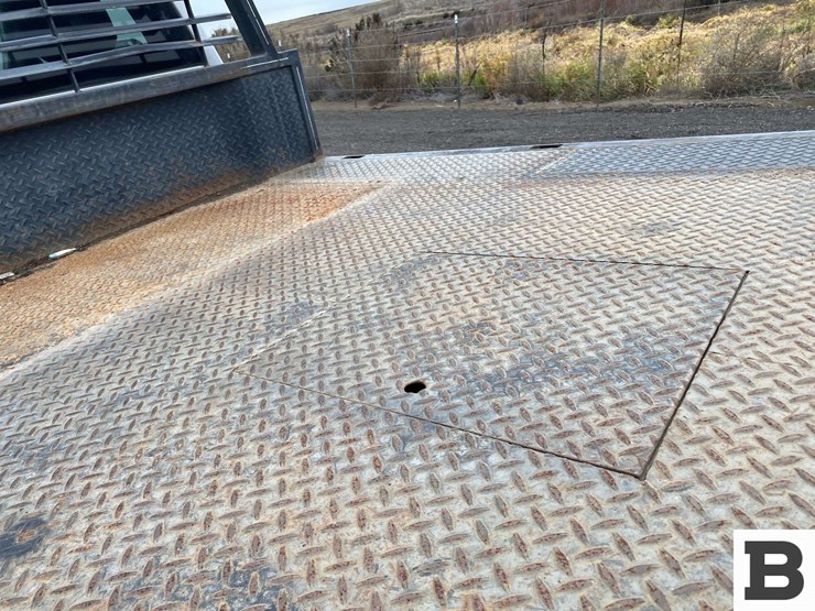 2010-dodge-2500-image-21