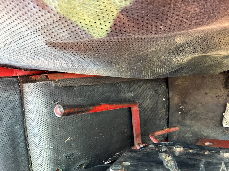 case-ih-100-image-59