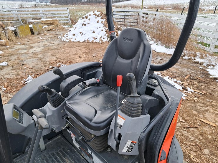 kubota-u35-4-image-11