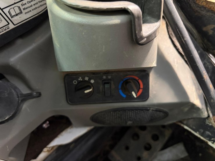 bobcat-t770-image-26