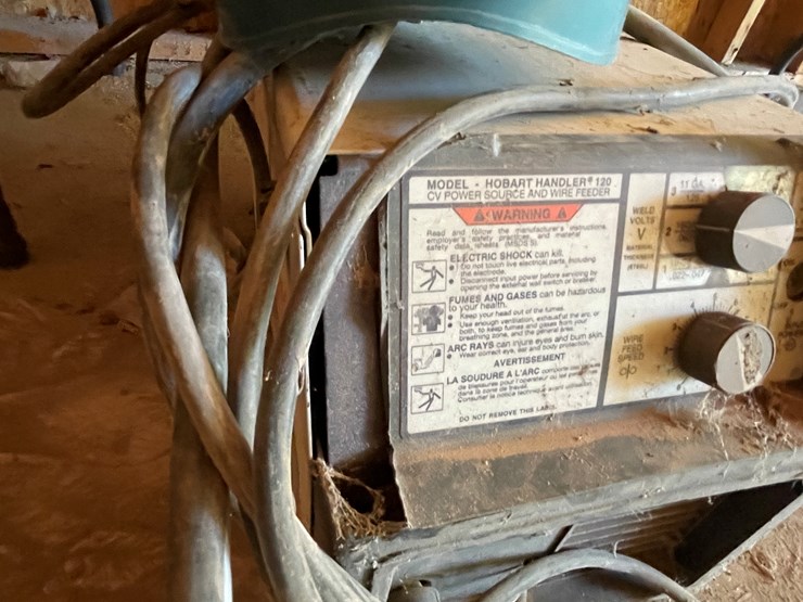 #3681-•-hobart-handler-120-welder-with-helmet-image-5