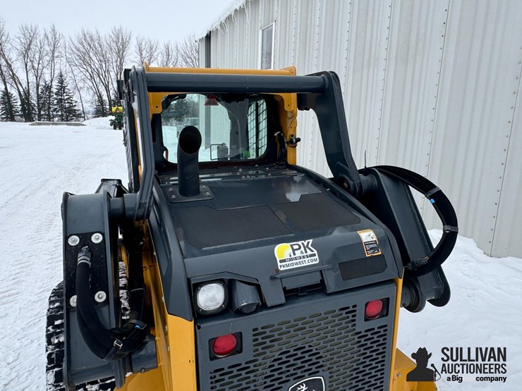 2018-deere-325g-image-17