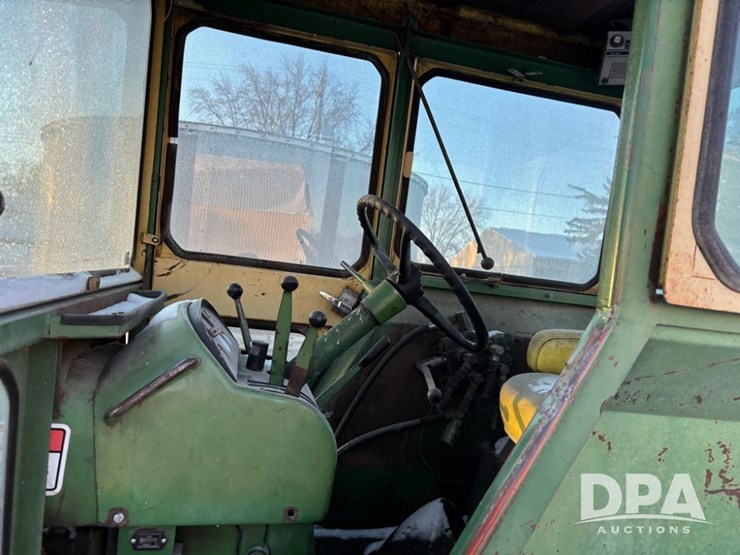 john-deere-4020-image-37