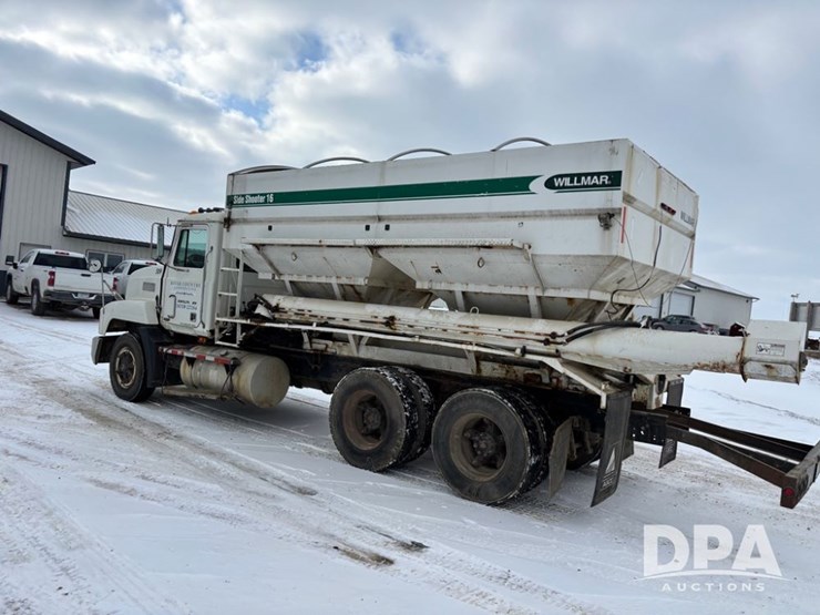 1994-mack-ch613-image-16