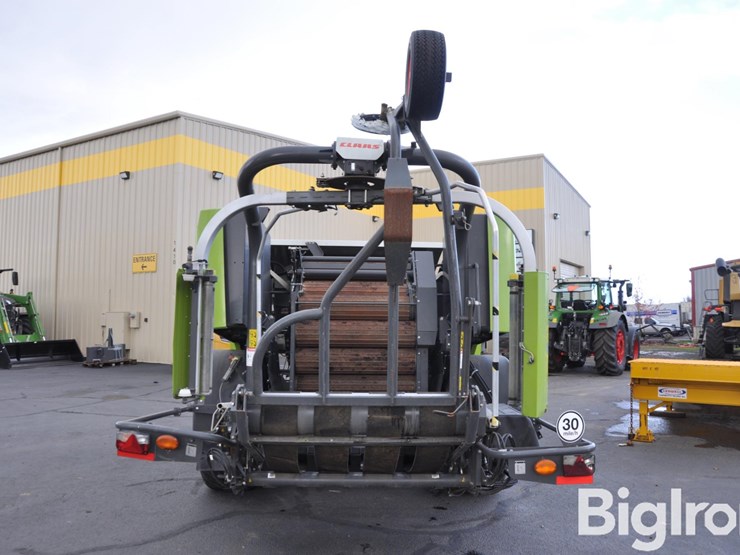 2020-claas-455-rollant-uniwrap-round-baler/bale-wrapper-image-6