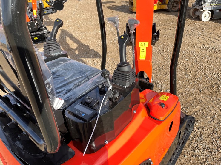 #9208-•-2025-unused-cfg-mini-excavator-image-18