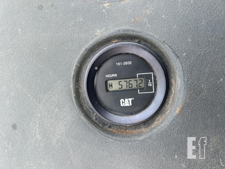 caterpillar-420d-image-62