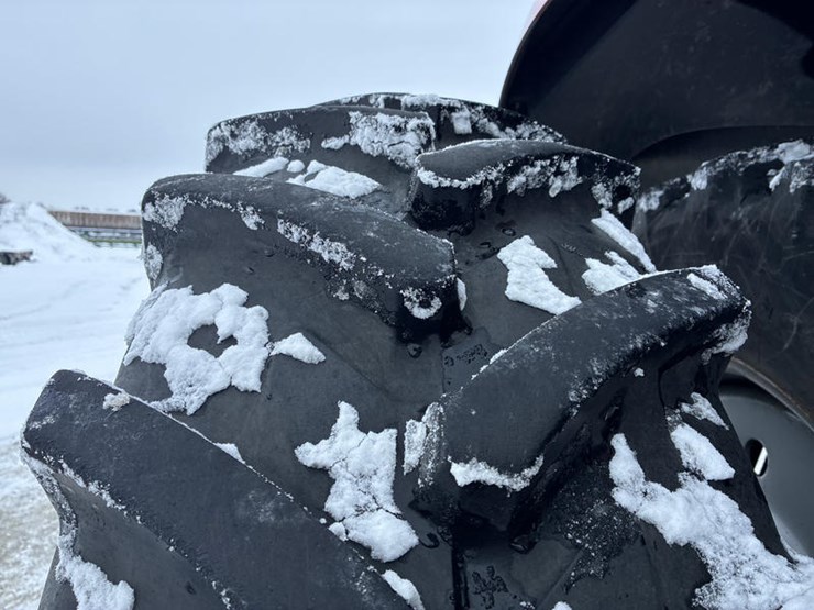 case-ih-magnum-315-image-53