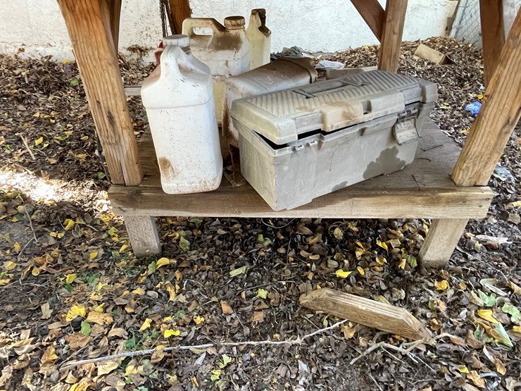 #3707-•-misc-tools,-hardware,-bauer-bench-grinder,-4-drawer-metal-toolbox-and-table-image-2