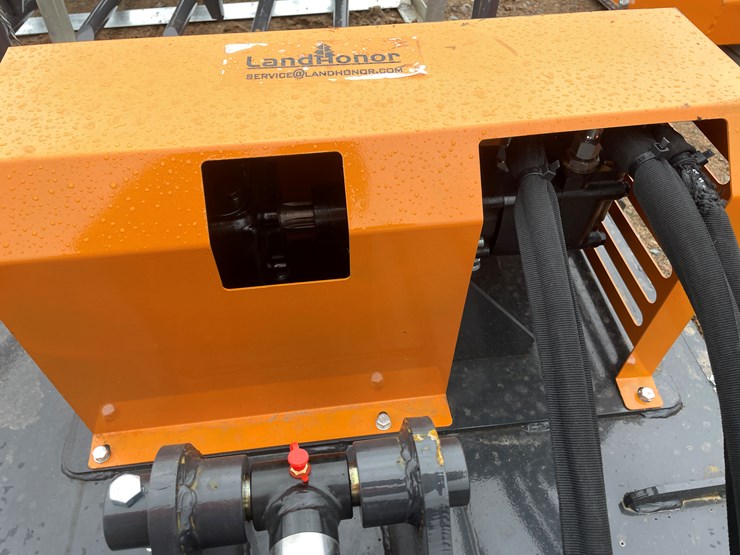 #2074-•-unused-2025-landhonor-articulating-brush-cutter-attachment-image-4