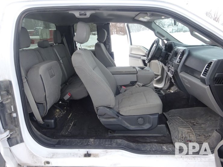 ford-f150-xlt-image-60