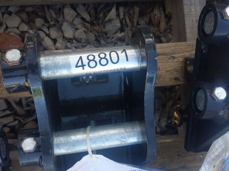 unused-tpm-mini-excavator-quick-hitch-image-1