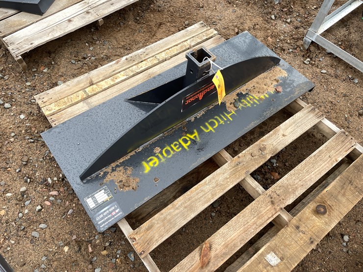 #2051-•-unused-2025-landhonor-skid-steer-utility-hitch-adapter-attachment-image-3