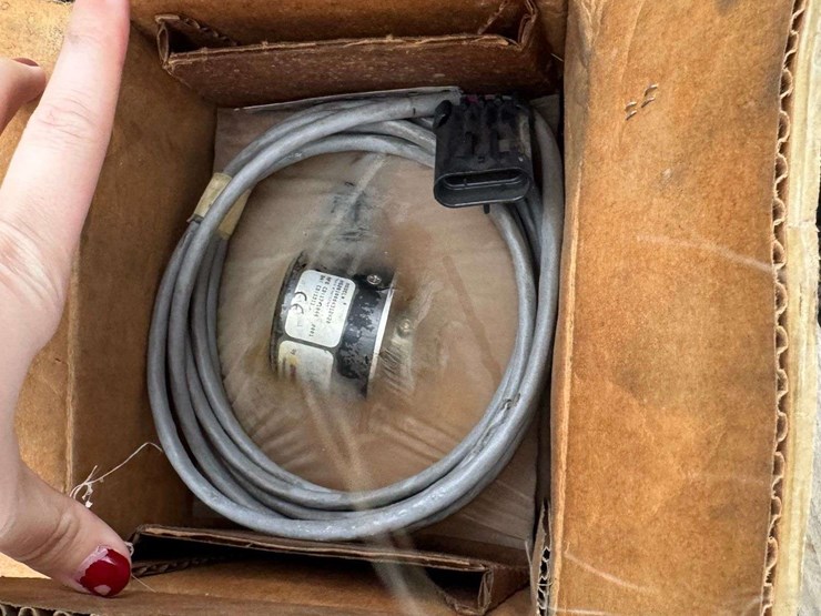 massey-ferguson-2170-image-6