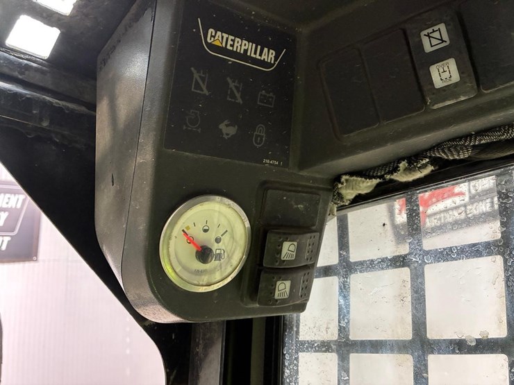 caterpillar-226b-image-16