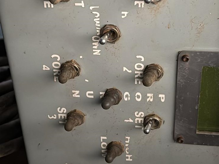 #166-•-2012-baker-dominator-stationary-bandmill-image-66