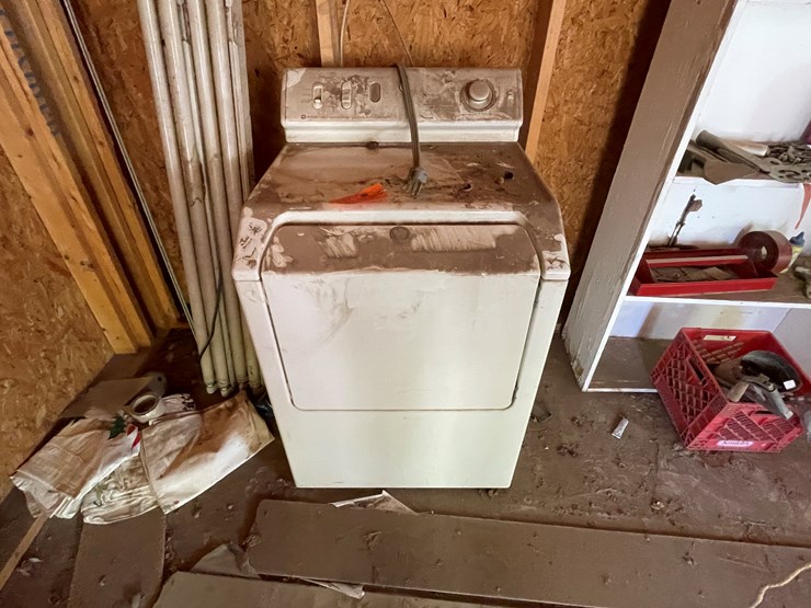 #3687-•-maytag-dryer-and-garage-lamps-image-2