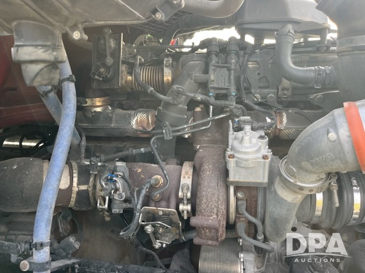 2018-kenworth-t680-image-13