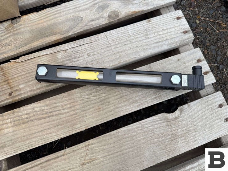 massey-ferguson-2170-image-4