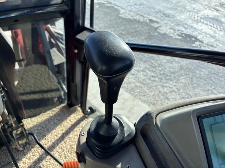 case-ih-mxm155-image-75