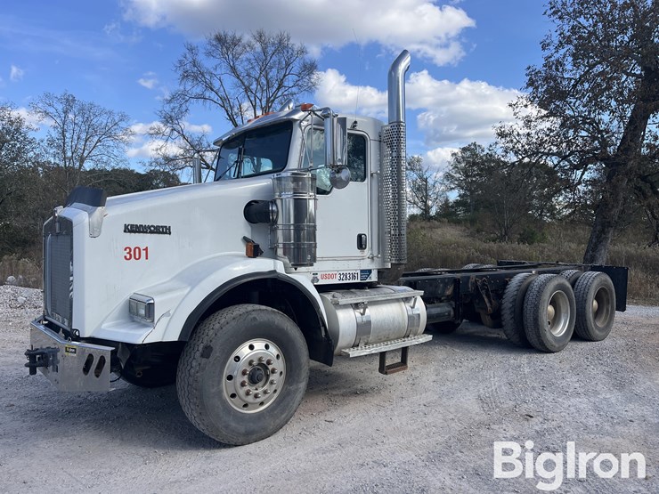 kenworth-t800-image-1