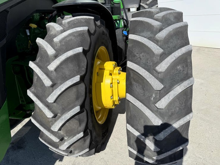 john-deere-8r-370-image-6