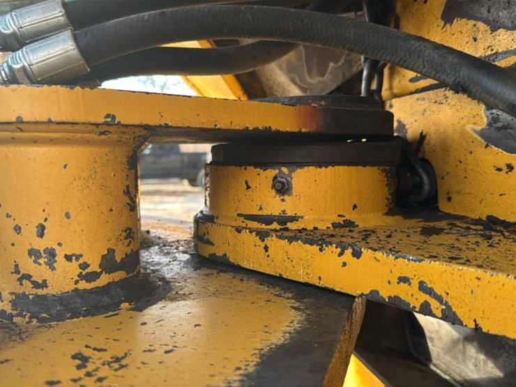 #136-•-1999-john-deere-648gll-grapple-skidder-image-42