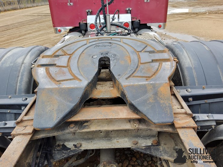 peterbilt-379-image-9