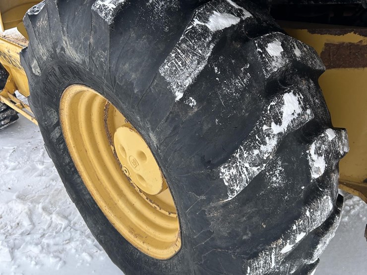 caterpillar-420e-image-27