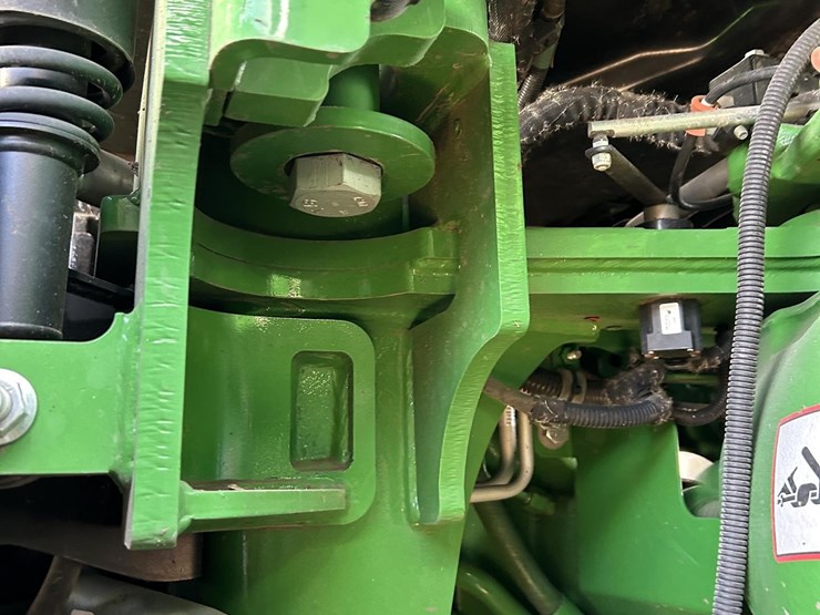 2023-john-deere-9rx-590-image-44