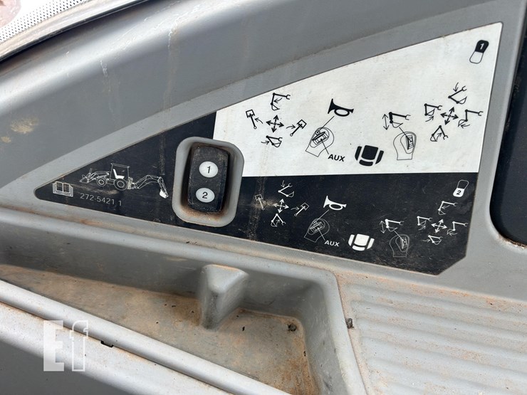 caterpillar-420e-image-59