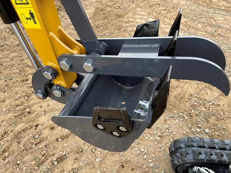 #9226-•-2025-unused-cfg-mini-excavator-image-5