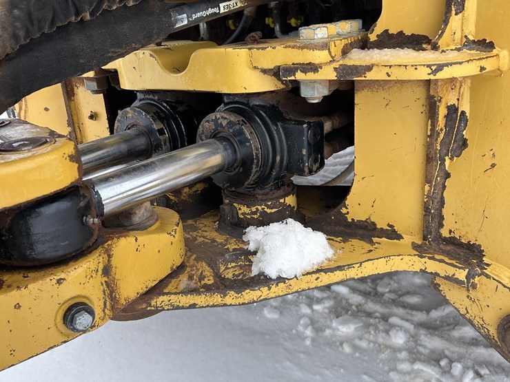 caterpillar-420e-image-93