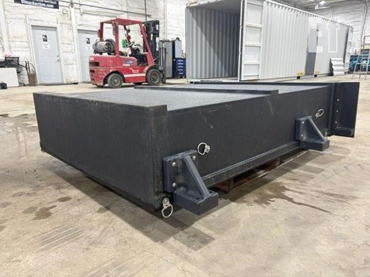 truck-vault-slide-in-triple-compartment-toolbox,-image-4