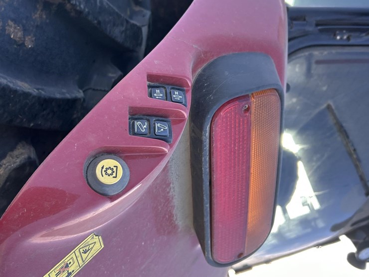 2022-case-ih-maxxum-150-image-33