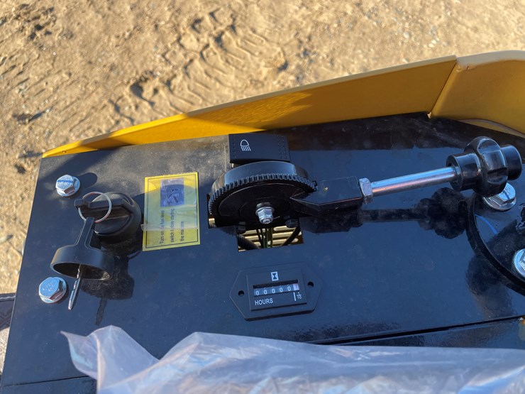 #9266-•-unused-2025-cfg-mini-excavator-image-6