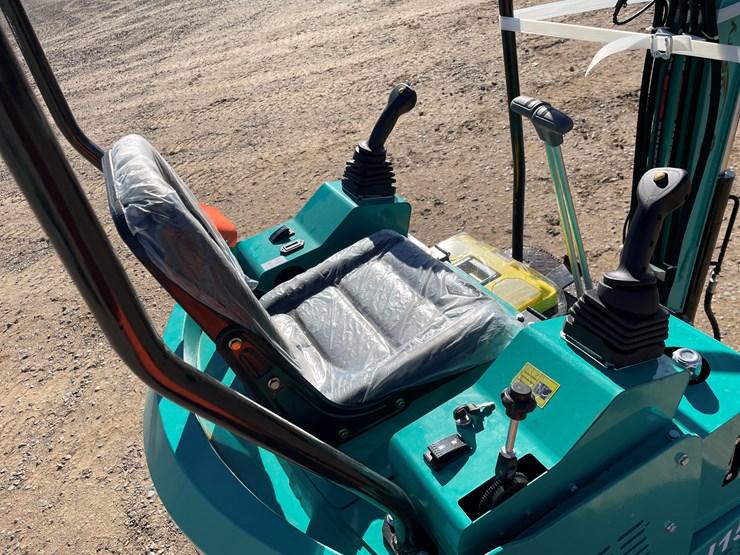 #9283-•-unused-2025-cfg-mini-excavator-image-7