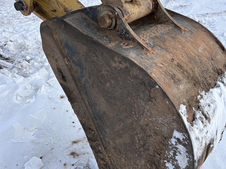 caterpillar-420d-image-84