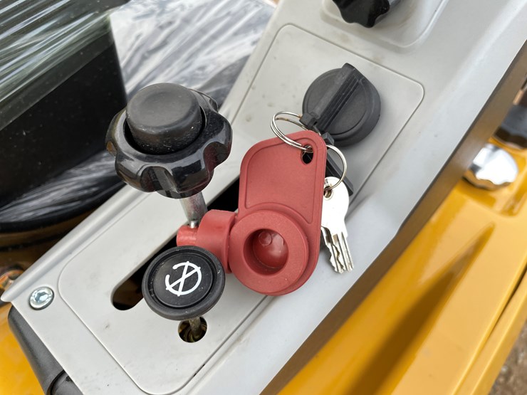 #9211-•-2025-unused-cfg-mini-excavator-image-19