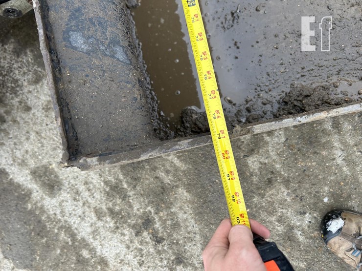 caterpillar-262d-image-8