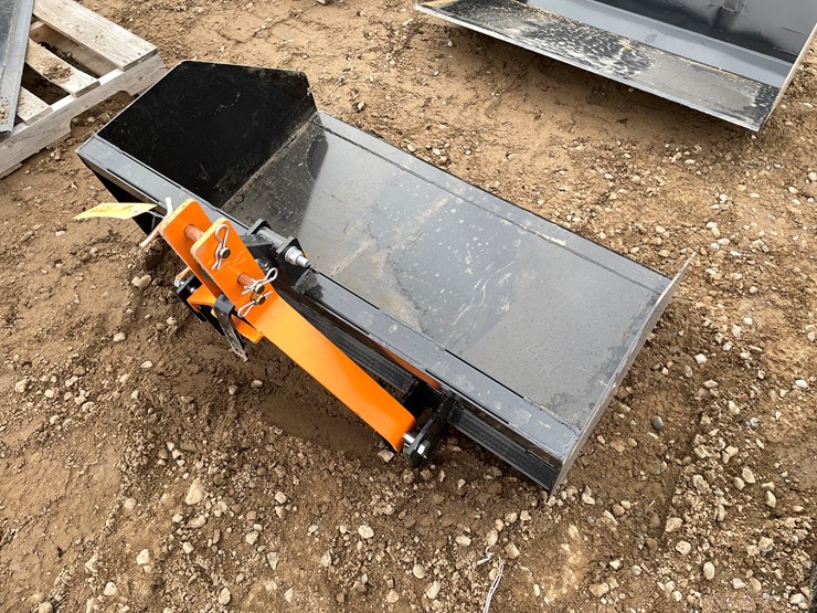 #2092-•-unused-2025-wolverine-trip-scoop-attachment-image-2