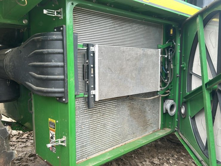 john-deere-cp690-image-29