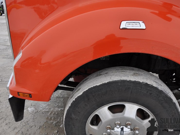 2015-kenworth-t880-image-20
