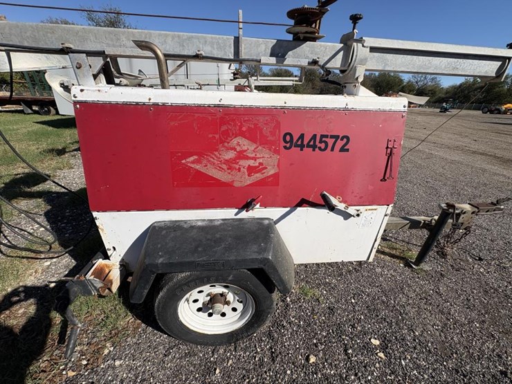 #49-•-allmand-telescoping-towable-light-tower-image-3