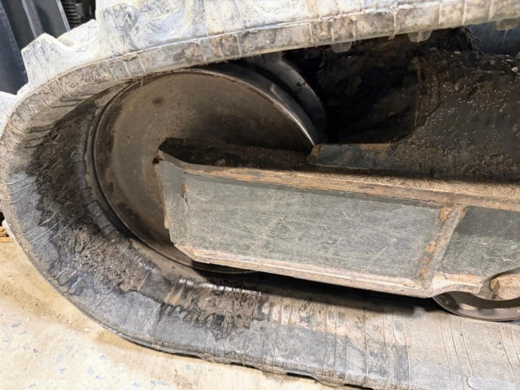 bobcat-t770-image-13