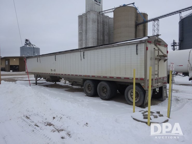 wilson-grain-trailer-image-12