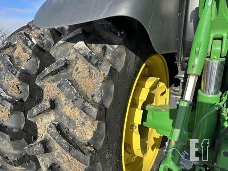 2023-john-deere-6r-155-image-47