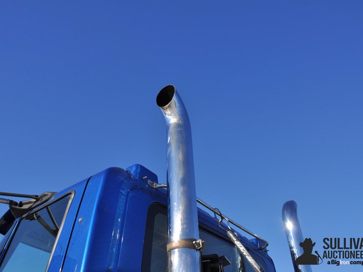 2014-international-prostar-image-20