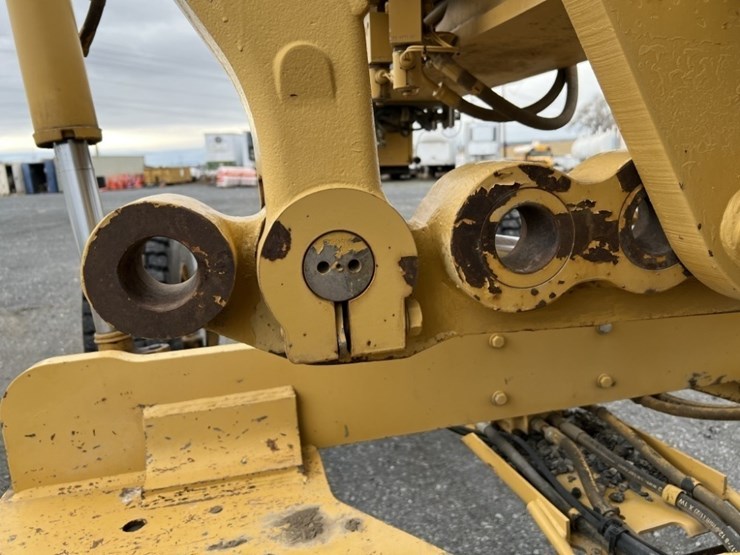 2006-caterpillar-160h-image-17