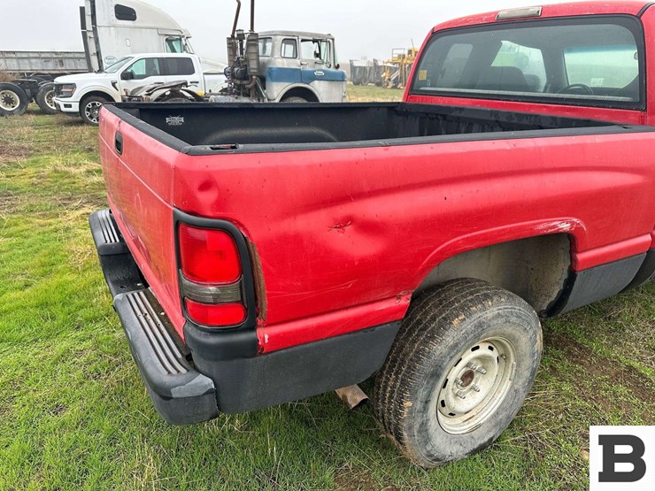 1998-dodge-1500-image-23